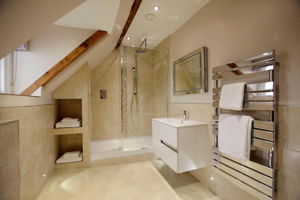 Worcester Bank House Hotel Spa & Golf; BW Premier Collection Bransford Bagian luar foto