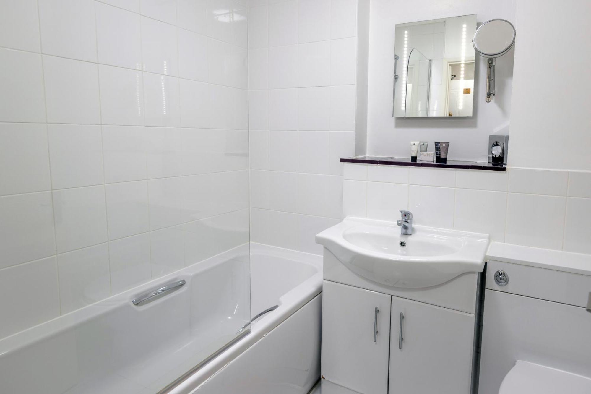Worcester Bank House Hotel Spa & Golf; BW Premier Collection Bransford Bagian luar foto