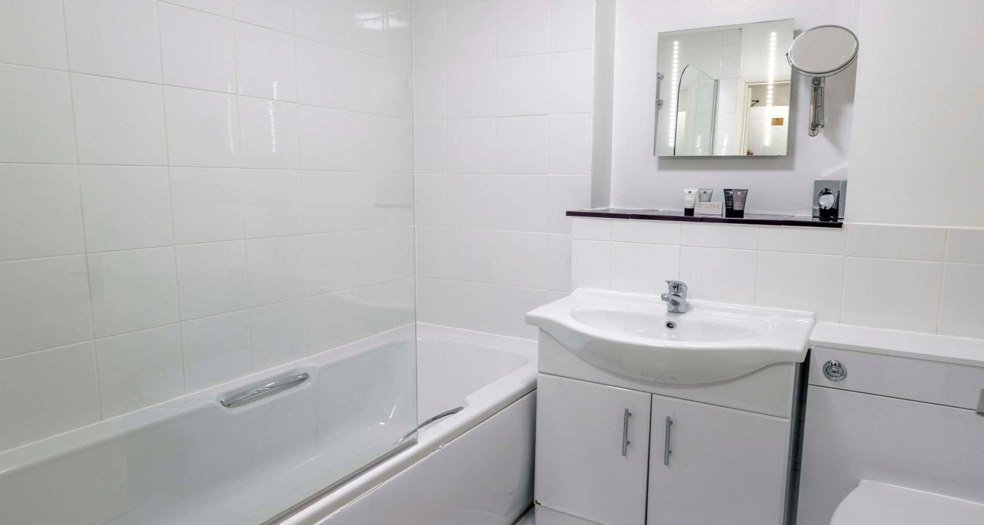 Worcester Bank House Hotel Spa & Golf; BW Premier Collection Bransford Bagian luar foto